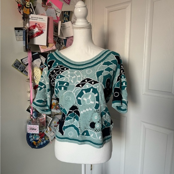 Dana Buchman Sweaters - NWT Dana Buchman Coastal Crochet Top XL